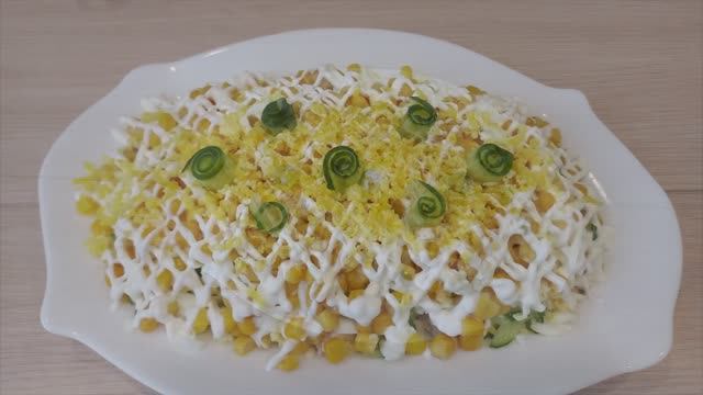 Салат слоёный
