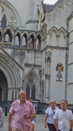 Королевские палаты правосудия, Лондон, Англия (Royal Courts of Justice, London, UK)