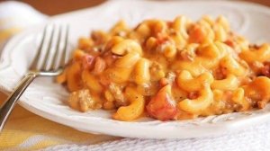 РЕЦЕПТ ВКУСНОГО УЖИНА. Макароны с сыром, помидорами и чесноком в духовке.