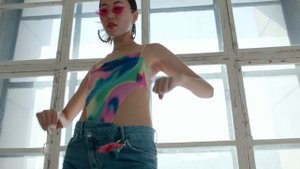 10264385-uhd_4096_2160_25fps
