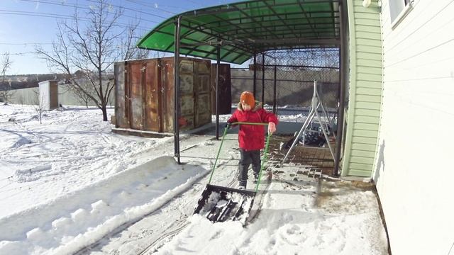 Снежная фазенда / Бездрожжевой пшеничный хлеб / Баскетбол с шариком