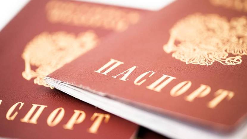Эксперт перечислила действия при потере паспорта за границей