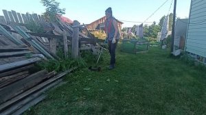 Влог :Работаю в ограде/работает мама в теплице/Алтайский край