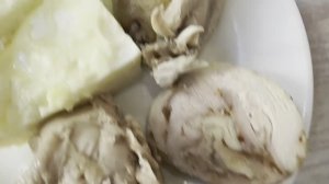 СОЧИ 2025)  Завтракаем и идём к морю...Таня приехала и поставила Кучканар в неудобную позу)))