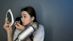 053. АСМР собирайся со мной за 25 минут, мой макияж, крашусь 💄