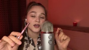 001. АСМР ЭФФЕКТ НАУШНИКОВ (болталка + неразборчивый шепот)