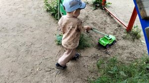 Июнь 2025 Мирончику 1 год 5 месяцев.