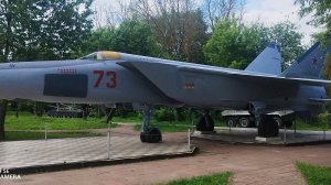 Осмотр истребителя МИГ-25РБ