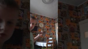 мой хагиваги ожил. 👻👻👻😩😩😱😱💀👣