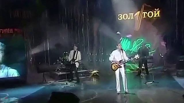 1000269292.mp4 ВИА ,,Цветы"-,,Летний вечер"
Стихи-Владимир Харитонов,музыка-Стас Намин