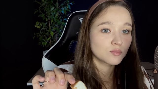 079. АСМР итинг сырков (мукбанг) смотреть онлайн