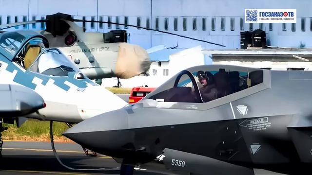 Новейший российский многофункциональный истребитель пятого поколения Су-57Э на Aero India