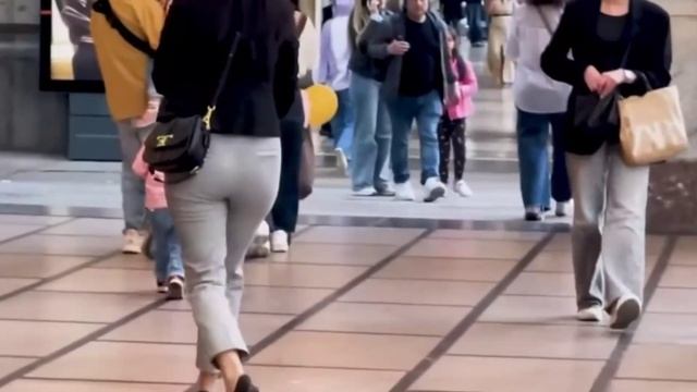 ✨ От площади Дуомо до каналов Навильи: уличная мода Италии