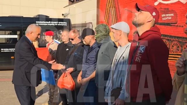В Бугульме торжественно проводили контрактников на специальную военную операцию