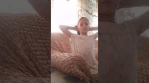 делаю макияж приходу подруге