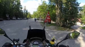 Заехали попить чайку  с плюшками на Партизанскую Поляну .мемориальный комплекс..