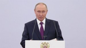 Владимир Путин проводит традиционную встречу с выпускниками военных вузов