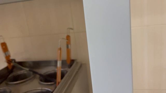 Рабочие столы из нержавеющей стали для общепита, как выбирать, какие бывают?