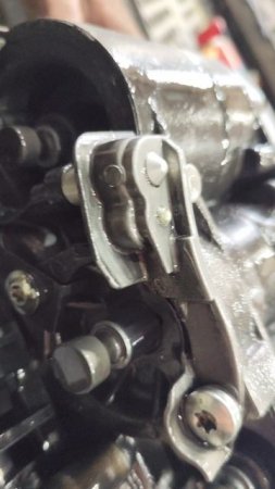 Замена датчика вращения первичного вала ZF AsTronic на MAN TGX
