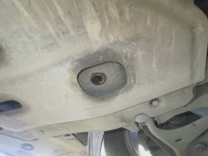 Замена масла и фильтра в Рено Логан (K7M 1.6) своими руками: Пошагово для начинающих!