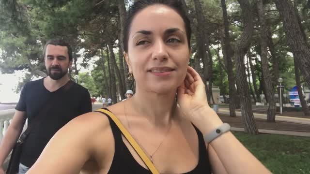 На машине на Черное море / Первый день в Геленджике / Влог