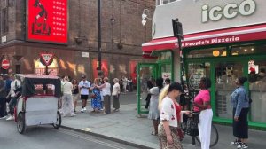 London’s Sizzling Summer: 31°C Heatwave Walk in the West End · 4K HDR London Tour 2025