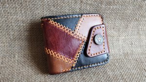 Эксклюзивный, кожаный бумажник ручной работы.