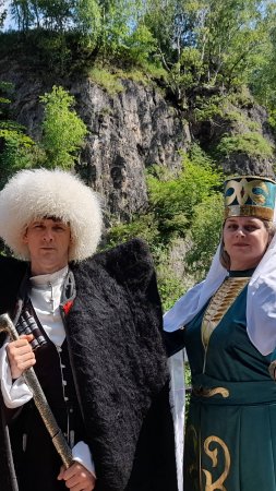 Приезжайте на Кавказ (клип-коллаж)