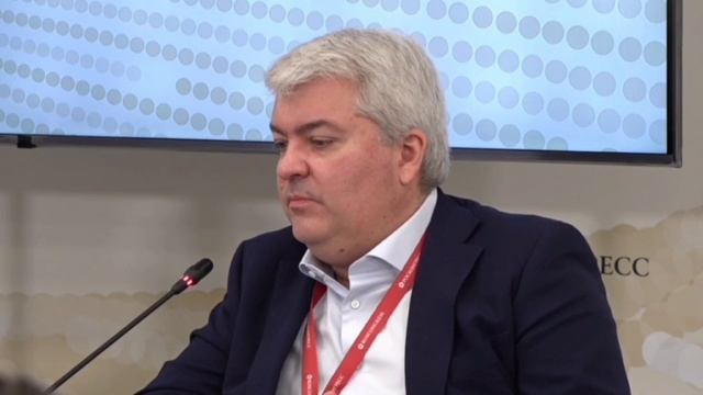 Какие герои нужны зрителям? Алексей Гореславский на сессии ПМЭФ