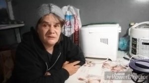 Занимаюсь прополкой пока дождя нет.