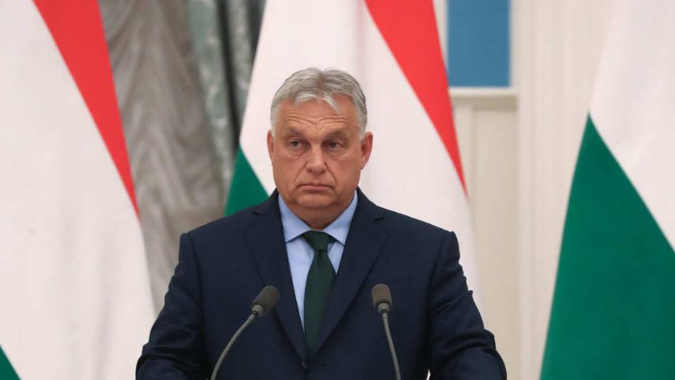 Орбан после атаки США призвал ЕС отменить запрет на газ и нефть из России