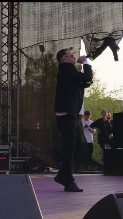 Роман Юданов взрывает толпу