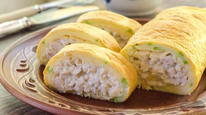 Вкусно и сочно будет точно. РУЛЕТ ИЗ КАБАЧКОВ С КУРИНЫМ ФАРШЕМ И СЫРОМ