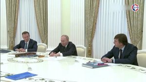Владимир Путин встретился с редакторами учебников истории