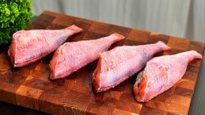 Морской окунь с овощным соусом и бататом — изысканный рецепт для ужина.