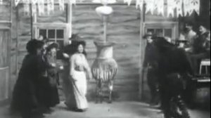 🎬 Финальная часть фильма «The Great Train Robbery» (1903) — кульминация первого в истории вестерна