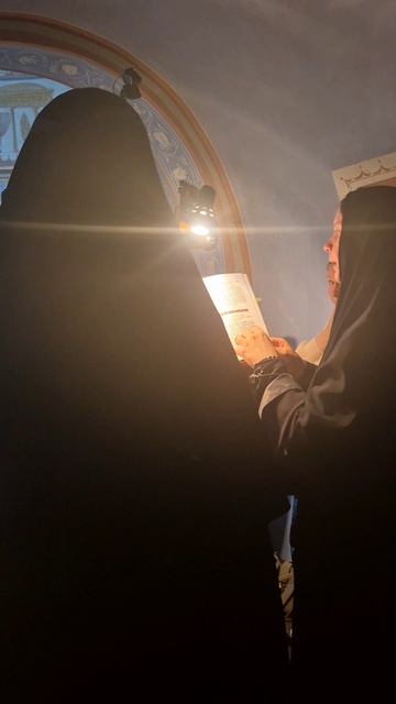 Хвали́те Го́спода с небе́с, хвали́те Его́ в вы́шних