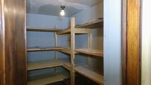 Продаётся двухэтажный дом на берегу пруда в поселке Нижний Уфалей Челябинская область