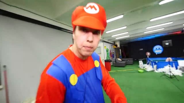 BRUNOХОЛОДНЫЙ БАССЕЙН против ГОРЯЧЕГО (часть 3) смотреть онлайн