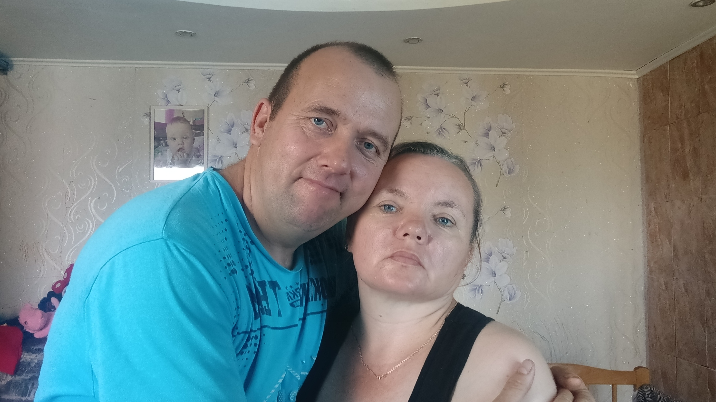 Влог выходного дня:Сьездили на мою родину/побывали на кладбище/тепло пообщались с моими сестрами❤️