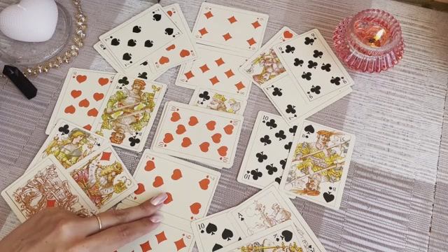 Крестовый король. Гадание на игральных картах. Онлайн расклад