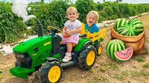 Влад и Ники. Крис и мама учатся собирать ягоды на ферме и другие забавные истории с Алисой!