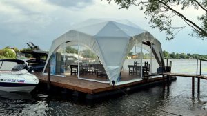 Шатёр на воде на эко-острове Кенгуриба