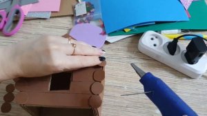 Поделка к Новому году. Пряничный домик своими руками из картона. Быстро, легко и просто