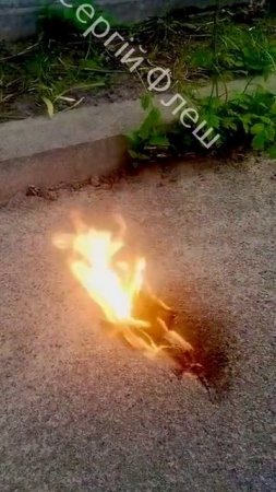 Начинка новой зажигательной БЧ дронов Герань-2 в демонстрации от противника.  Как заявляется, ...