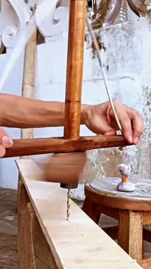 Ручной аналог дрели
