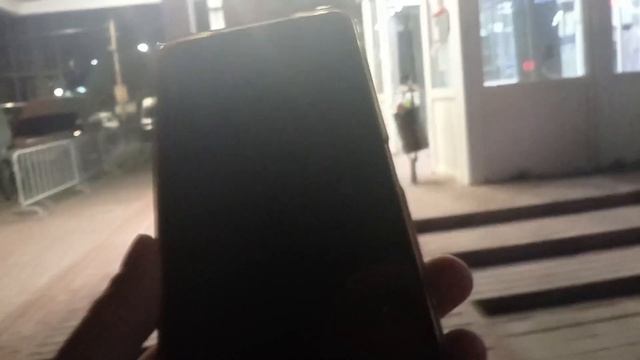 не довольная клиентка оставившая телефон в такси. ты должен ты прислуга