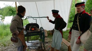 Работа русской кузницы, фестиваль "Времена и Эпохи-2025"