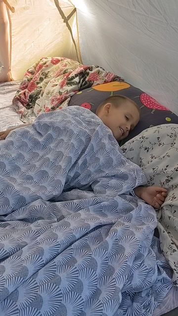 Спим в палатке смотреть онлайн