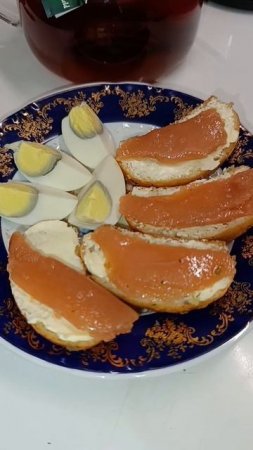Сытный завтрак.